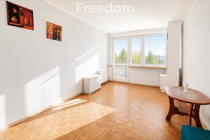 Na sprzedaż przestronne mieszkanie 48 m² z balkonem w Bełchatowie mieszkanie Bełchatów, os. Wolność