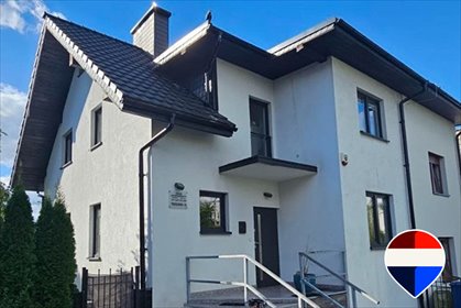 Inwestycyjny dom z 3 mieszkaniami w Cieplicach dom Jelenia Góra, Tęczowa