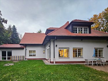 Do sprzedania przestronny dom 385 m² z funkcją przedszkola w Ołtaszynie dom Wrocław, Ołtaszyn, Ołtaszyn, Jarzynowa