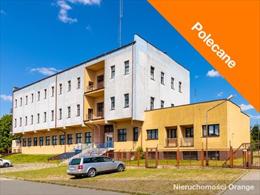 Zapraszam do obejrzenia dużej nieruchomości biurowej 2415 m² z parkingiem lokal użytkowy Radom, ul. Gajowa