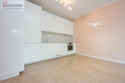 Przestronne 2-pokojowe mieszkanie z loggią, blisko sklepów mieszkanie Piła, Zamość