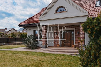 Na sprzedaż nowoczesny dom z garażem i ogrodem 6 pokoi 319 m² dom Strzebielino, Henryka Sienkiewicza