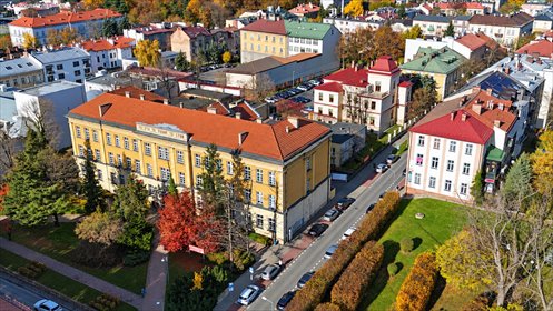 Atrakcyjny lokal biurowo-usługowy 417 m2 w Tarnowie. lokal użytkowy Tarnów, Adama Mickiewicza