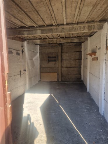 Sprzedam garaż 17,5 m² z prądem w Piotrkowie Trybunalskim garaż Piotrków Trybunalski, Adama Próchnika