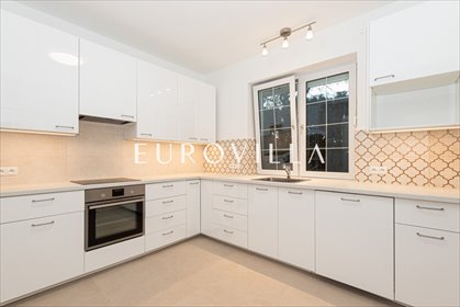 Wynajem domu 320m2 z sauną, garażem i ogrodem dom Warszawa, Wilanów Powsin, Zapłocie