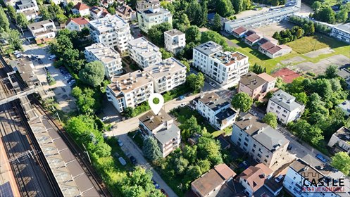 Na sprzedaż inwestycyjny dom 4 lokali w Orłowie z 20 pokojami dom Gdynia, Orłowo