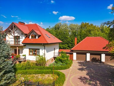 Sprzedam przestronny dom 229 m² z ogrodem i garażem w Zemborzycach dom Zemborzyce Dolne
