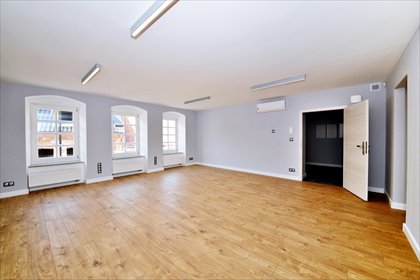 Lokal 35 m² w odrestaurowanej kamienicy - zapraszam lokal użytkowy Bielsko-Biała, Jana Sobieskiego