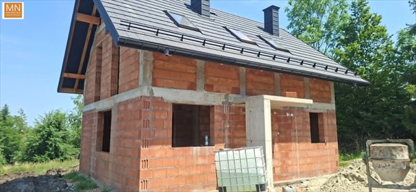 Polecam dom w stanie surowym z dużą działką 896 m², szybki dojazd do Krakowa dom Kocmyrzów-Luborzyca