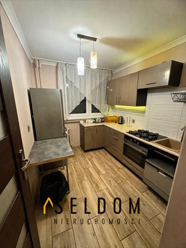 Na wynajem przestronne 3-pokojowe mieszkanie 59 m² z balkonem i windą mieszkanie Legnica, Galaktyczna