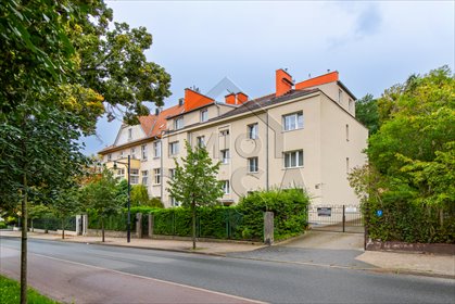 Sopot - 3 pokoje na poddaszu z dużym potencjałem aranżacyjnym mieszkanie Sopot, Górny