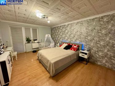 Przestronny dom z potencjałem, 2 wejścia, garaż, 75 m2 poddasza dom Korytów