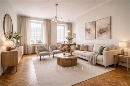 Kamienica z 1952 r. 4 pokoje, widok na Plac Konstytucji mieszkanie Warszawa, Śródmieście Południowe, Plac Konstytucji
