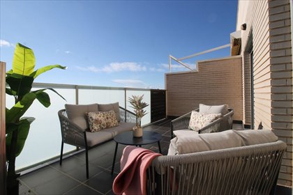 Na sprzedaż przestronne 90 m² mieszkanie z widokiem na morze mieszkanie Alicante, Costa Blanca