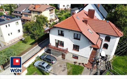 Przestronny dom 257 m2 z 13 pokojami, inwestycja lub rodzina dom Rumia, Kamienna