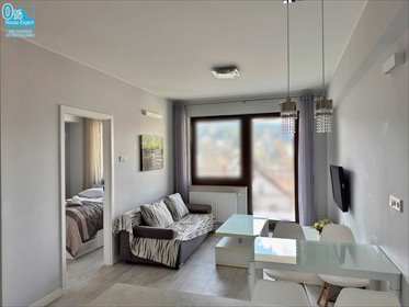 Apartament z panoramicznym widokiem i garażem w centrum Krynicy mieszkanie Krynica-Zdrój