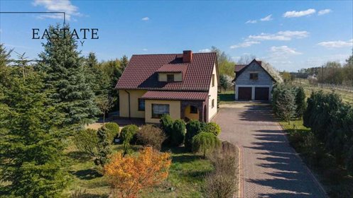 Dom z potencjałem (121 m²) z własnym stawem i dużą działką dom Osuchów