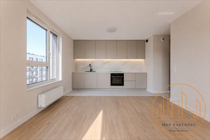 Na sprzedaż jasne 2-pokojowe mieszkanie 44 m² z balkonem w Warszawie mieszkanie Warszawa, Włochy, Aleje Jerozolimskie