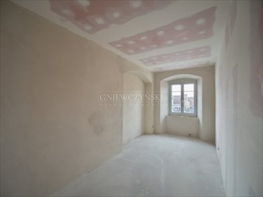 Mieszkanie trzypokojowe na sprzedaż Grodków, rynek Rynek 64m2 Foto 3