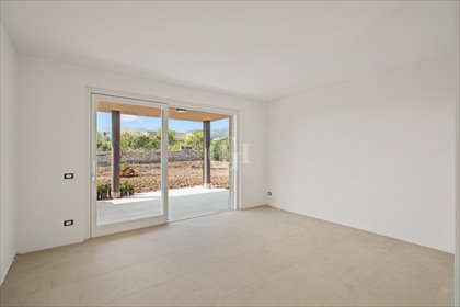 Nowoczesne 82 m² z ogrodem i widokiem na Gardę mieszkanie Garda