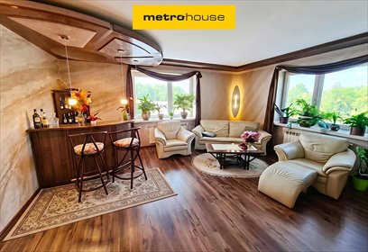 Przestronny dom z garażami, piwnicą i strychem dom Łódź, Widzew, Pomorska