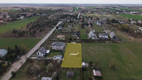 Działka budowlana w Grądach – 1336 m², media, blisko lasu działka Grądy