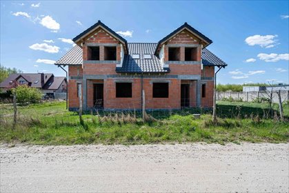 Polecam dwulokalowy dom w Paczkowie z dużą działką i gotowym projektem dom Paczkowo, Falista