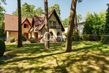 Zapraszam do domu 250 m² w Piasecznie z wysokiej jakości materiałami dom Piaseczno