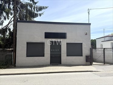 Lokal usługowo-handlowy z dużymi witrynami i adaptacją na mieszkanie lokal użytkowy Grójec