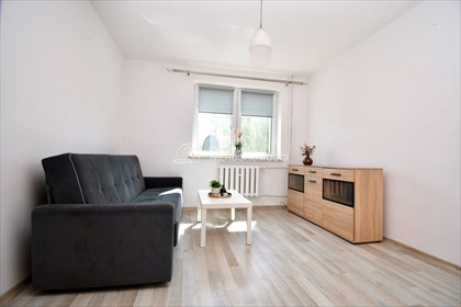 Dwupokojowe mieszkanie w centrum Lęborka z odświeżeniem. mieszkanie Lębork, pl. Spółdzielczy