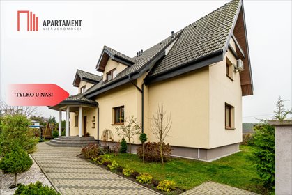 Do sprzedania przestronny dom dwurodzinny 307 m² z garażem i dużą działką dom Ciele
