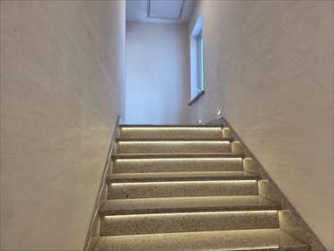 Nowoczesny lokal 100 m2 na Tysiącleciu – gotowy do wynajęcia lokal użytkowy Częstochowa, Tysiąclecie