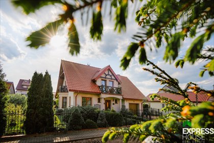 Urokliwy dom z ogrodem, 200 m2, garaż, taras dom Tykocin, Nadkanalna