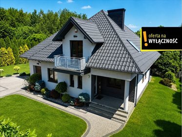 Ekskluzywny dom 200 m² z ogrodem, garażem i tarasem dom Jaworze, Zagórska