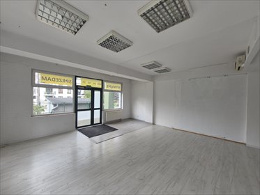 Lokal handlowy 62 m2 z dużymi witrynami i aranżacją. lokal użytkowy Warszawa, Włochy, Fasolowa
