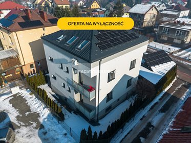 Na sprzedaż dochodowa willa Dębowa z 6 apartamentami w Niepołomicach dom Niepołomice, Aleja Dębowa