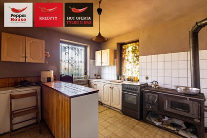 Dom z dużym potencjałem na 11 500 m2 działki, 4 pokoje dom Świerznica