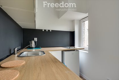Na wynajem przestronna kawalerka 18,5 m² z rekuperacją w Katowicach mieszkanie Katowice, Dąbrówka Mała, Strzelców Bytomskich