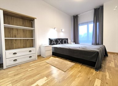 Przestronny 5-pokojowy dom z garażem i ogrodem dom Warszawa, Włochy