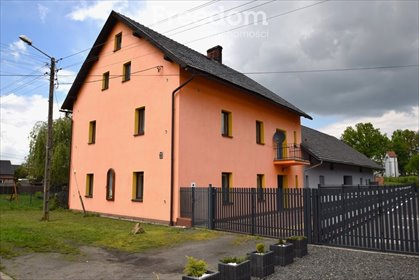 Polecam dom 195 m² z garażem i budynkami gospodarczymi dom Tułowice, 1 Maja