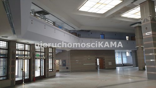 Sprzedam reprezentacyjny obiekt handlowo-usługowy 6075 m² z parkingiem lokal użytkowy Bielsko-Biała, Centrum