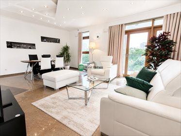 Przestronne 65m² apartament z windą i garażem w Śródmieściu. mieszkanie Warszawa, Śródmieście