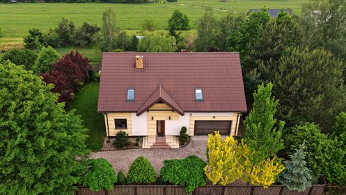 Przestronny dom z ogrodem, garażem i kominkiem dom Wyszków