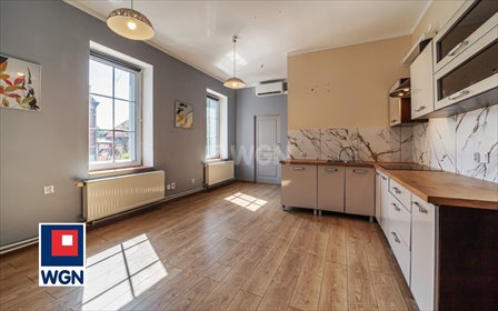 Na wynajem przestronne 100 m² lokal z 6 pokojami i aneksem mieszkanie Chojnów, Złotoryjska
