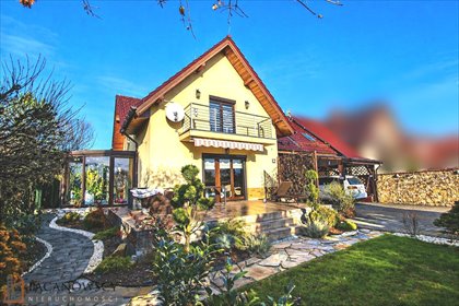 Nowoczesny dom 199 m2 z garażem i ogrodem zimowym dom Zielonki, Marszowiec