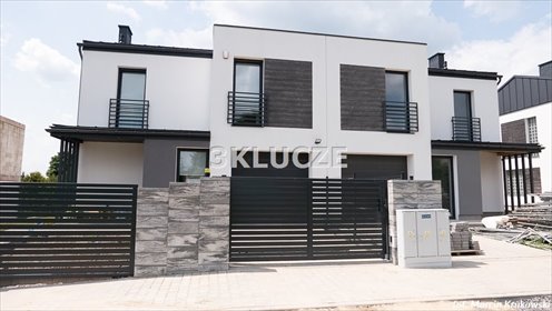 Nowoczesny dom 153m2 z garażem, ogrzewanie podłogowe dom Jakubowice Konińskie