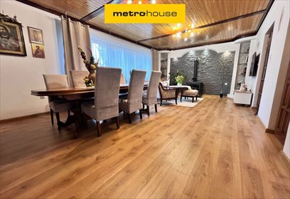 Przestronny dom z kominkiem i ogrodem w centrum Kałuszyna dom Kałuszyn