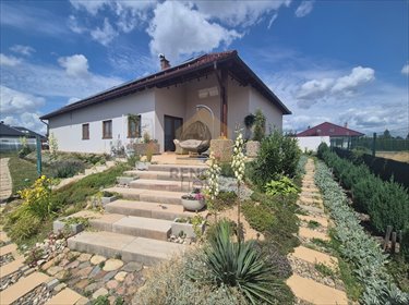 Nowoczesny inteligentny dom 265 m2 z pięknym widokiem dom Legnickie Pole