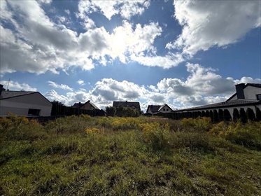 Polecam działkę 799 m² w Gowarzewie - spokojna okolica, media, blisko infrastruktury działka Gowarzewo