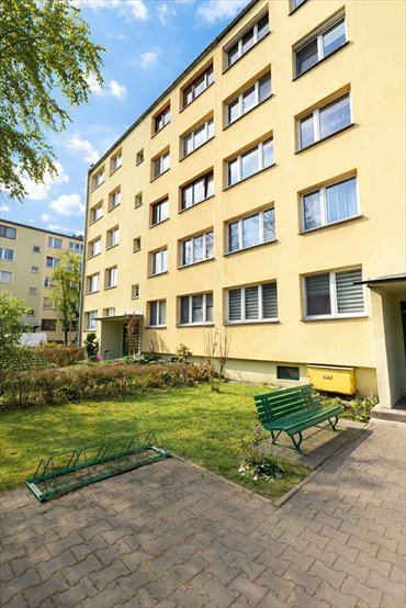 Polecam umeblowane 2-pokojowe mieszkanie z balkonem i parkingiem mieszkanie Kęty